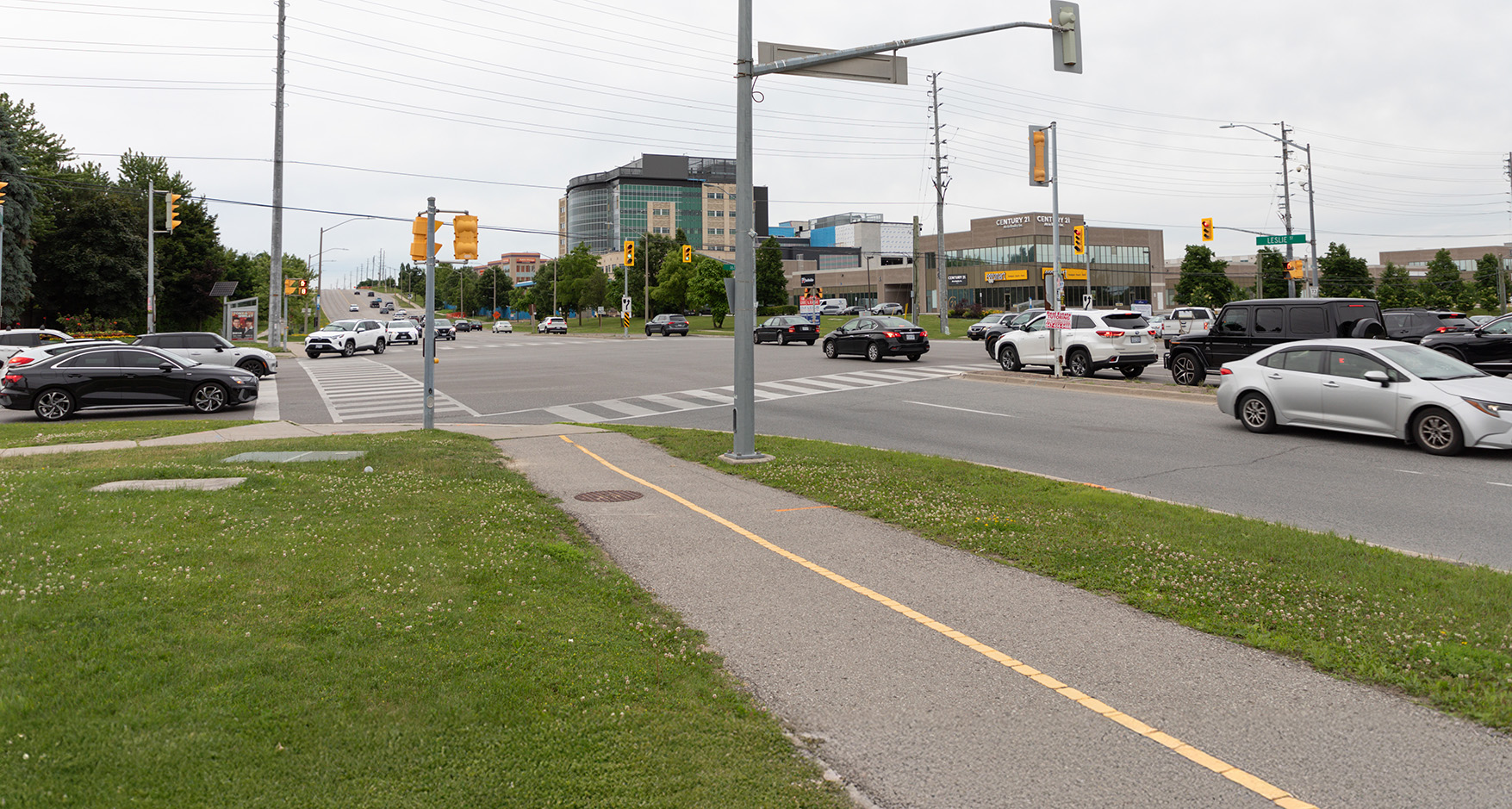 16th Avenue and Leslie Street in Markham
