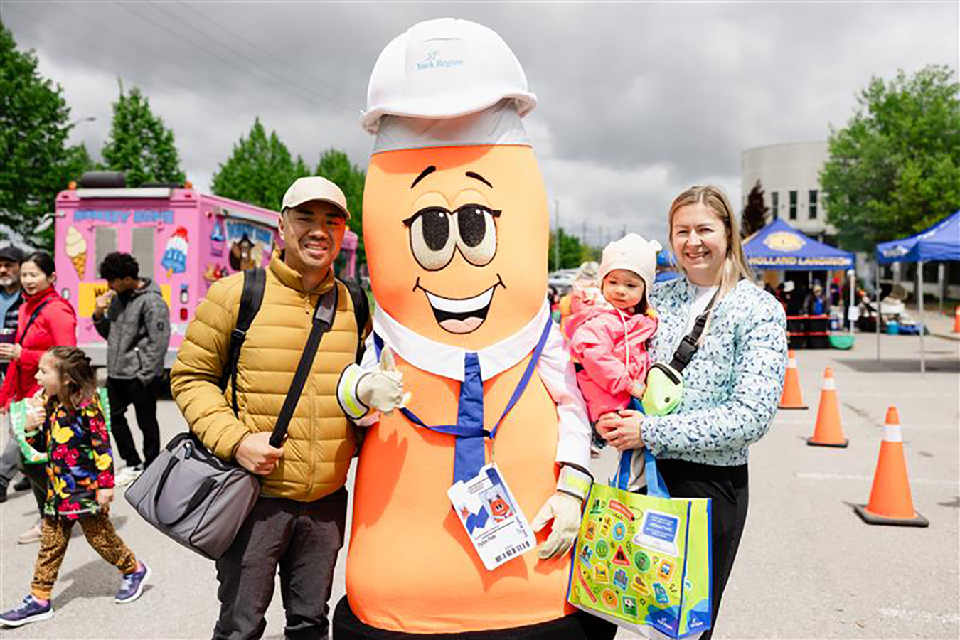 Pylon Pete at Family Fun Day