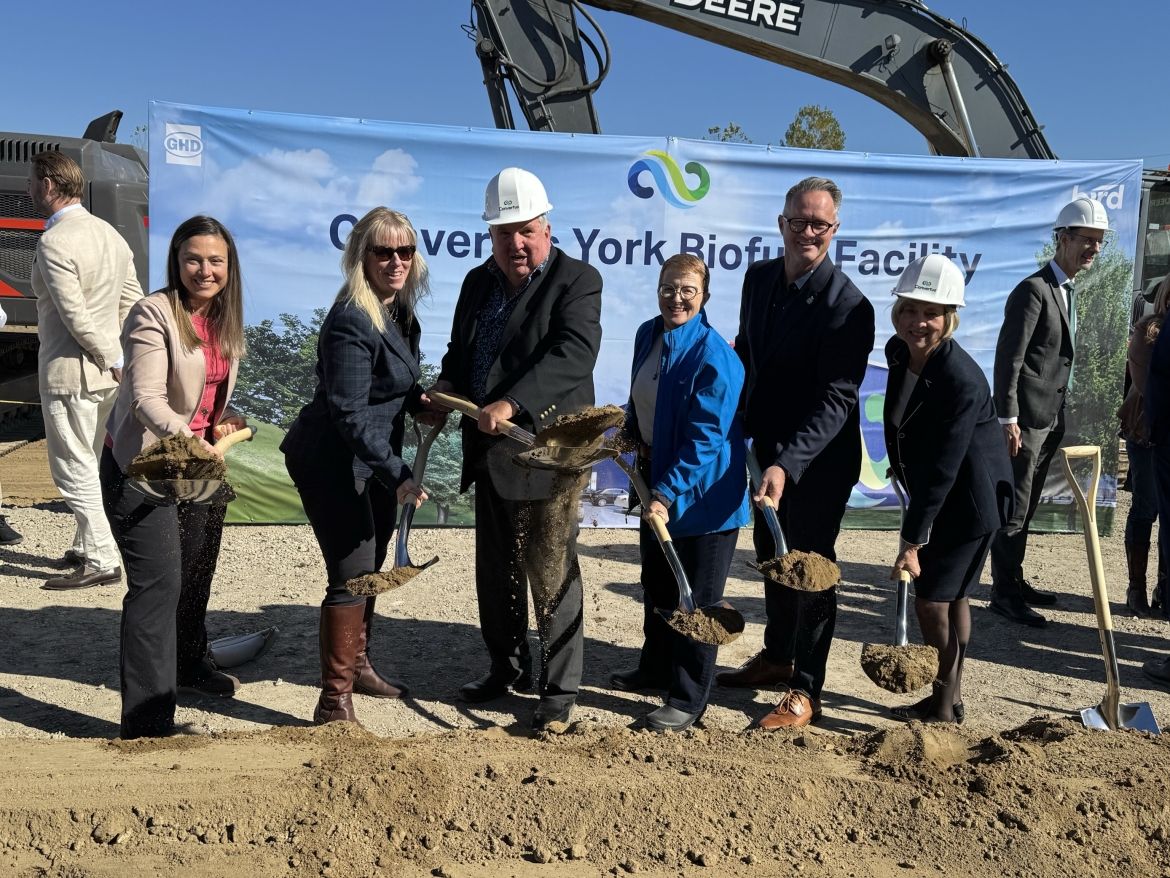 York Region Staff and local mayors breaking ground on Biofuel Facility in the Town of East Gwillimbury