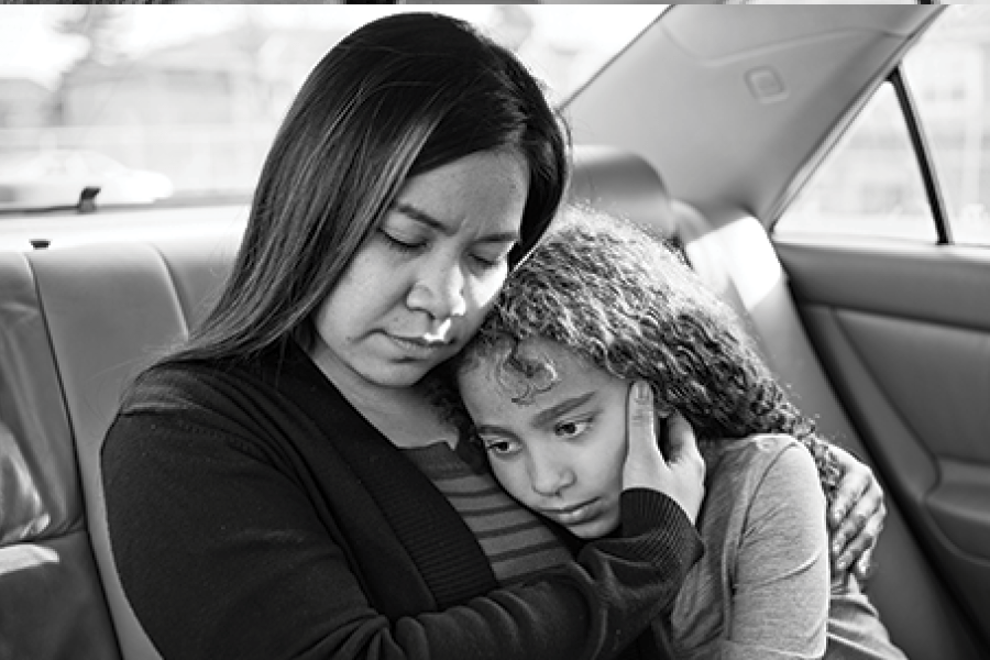 A woman and child in a car. To you, it's a car. To Olivia and Grace, it's home / Une femme et un enfant dans une voiture. Pour vous, c'est une voiture. Pour Olivia et Grace, c'est la maison